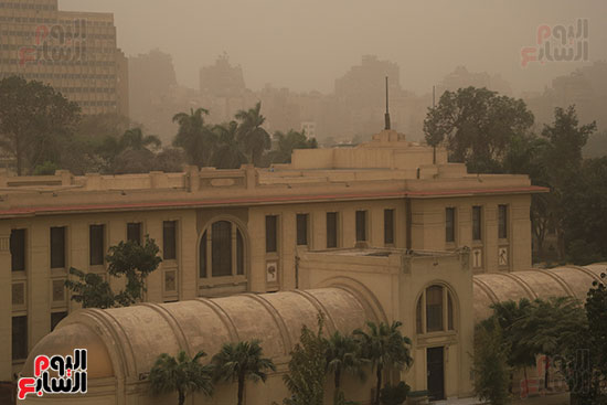 رياح مصحوبة بالأتربة