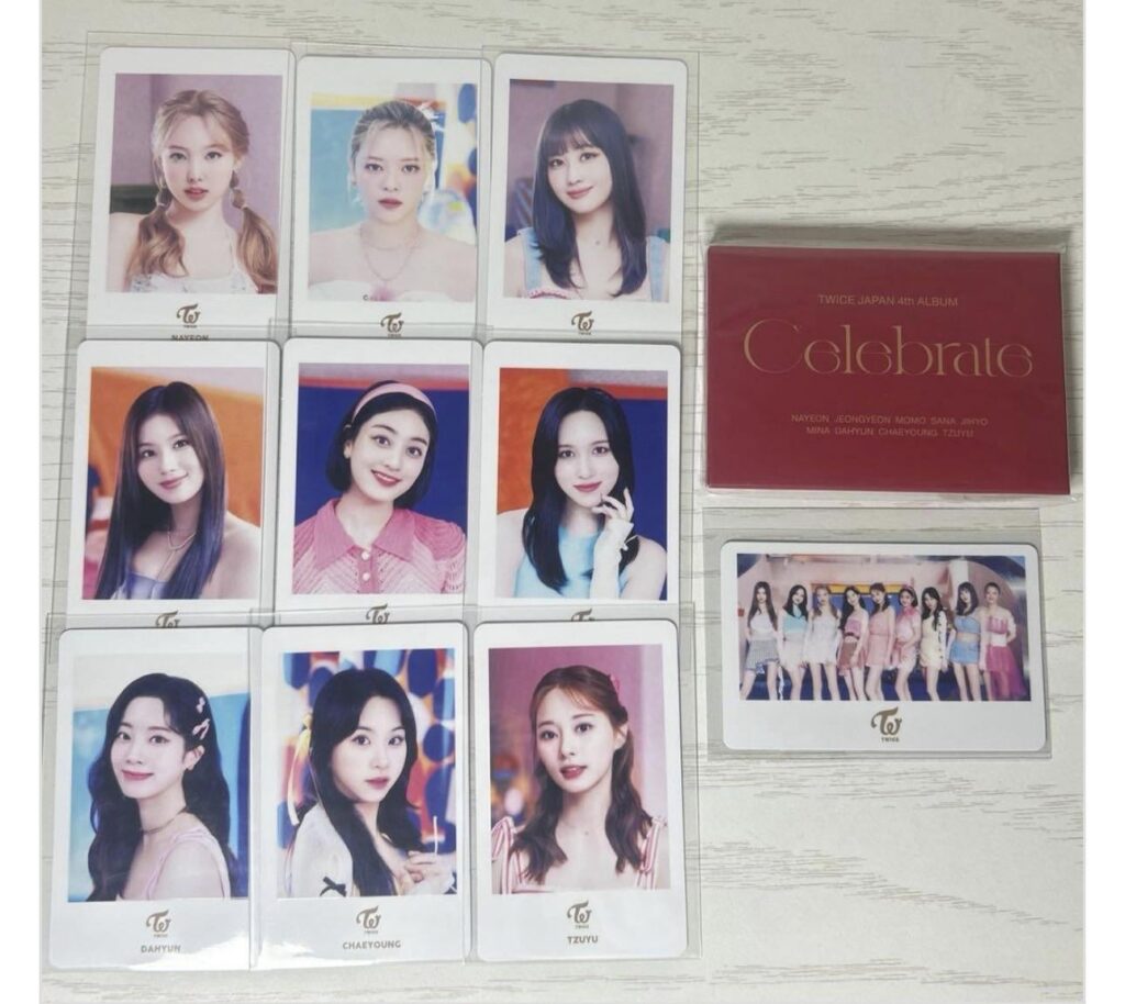 من أين هذه البطاقات؟