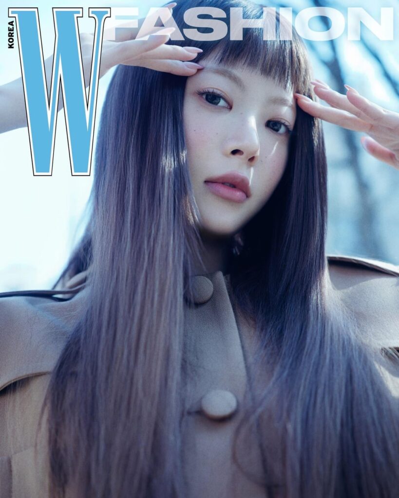 260310 Hong Eunchae - W Korea x Onitsuka Tiger (معاينة الغلاف الرقمي لإصدار مارس 2026)