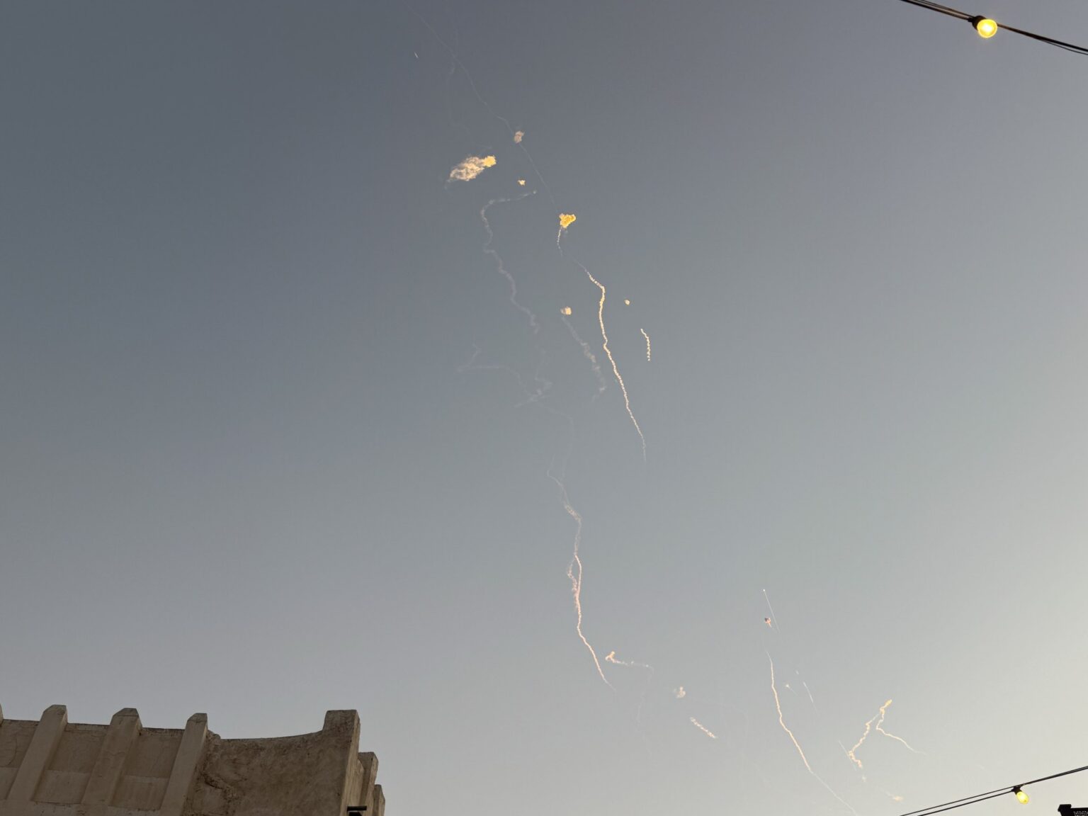 قطر والسعودية والإمارات تعترض هجمات صاروخية جديدة | أخبار