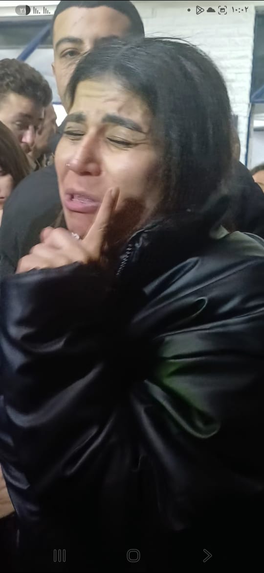 1c10ae06-f438-4d01-9e49-cf0cf0e78459