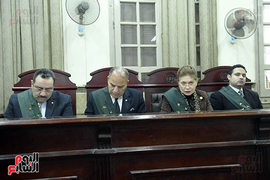 هيئة المحكمة تنظر القضية