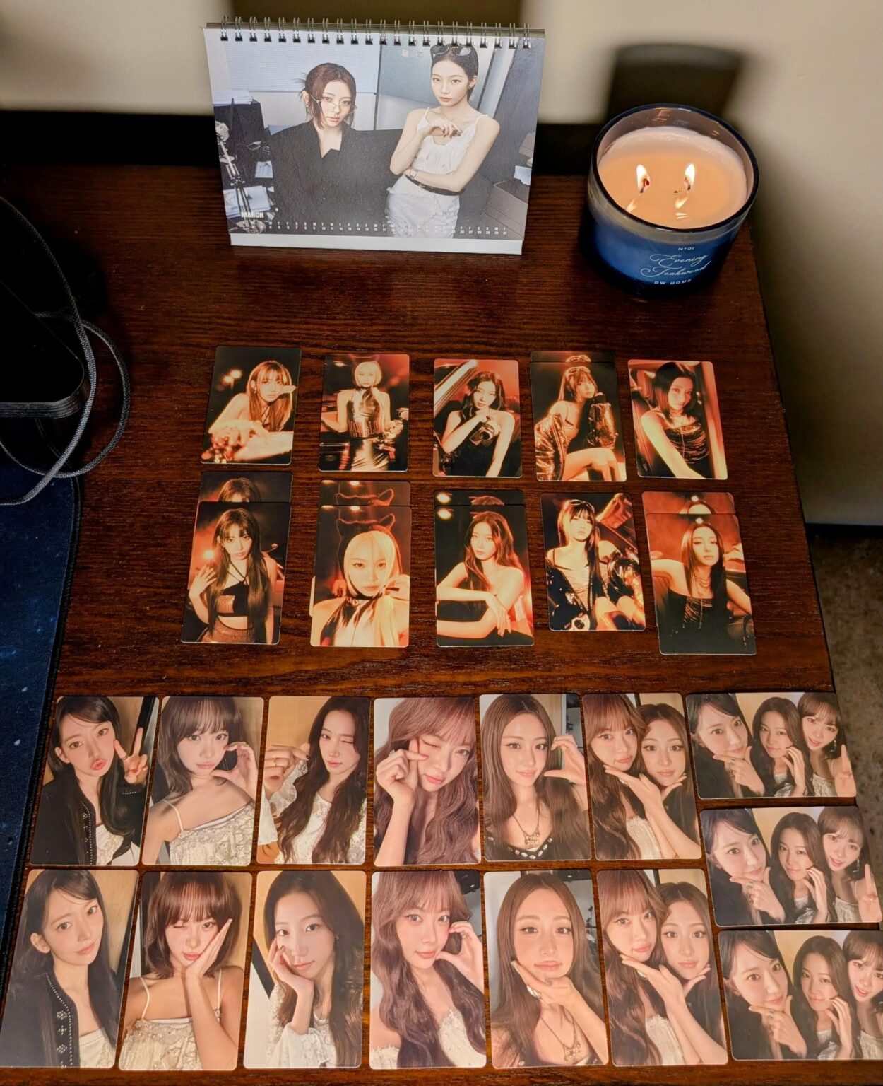 مجموعة بطاقات الصور الصغيرة من إيزي كريزي هوت إنكور تور