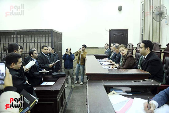 هيئة الدفاع تتحدث للمحكمة