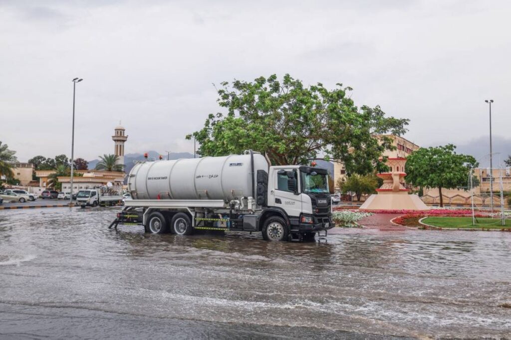 تراجع تأثير المنخفض الجوي وغداً الموجة الأخيرة للأمطار تراجع تأثير المنخفض الجوي وغداً الموجة الأخيرة للأمطار