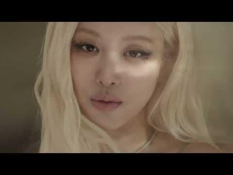 اذهب إلى الفيديو الموسيقي ولكن المشاهد فقط هي التي تشارك فيها روزي