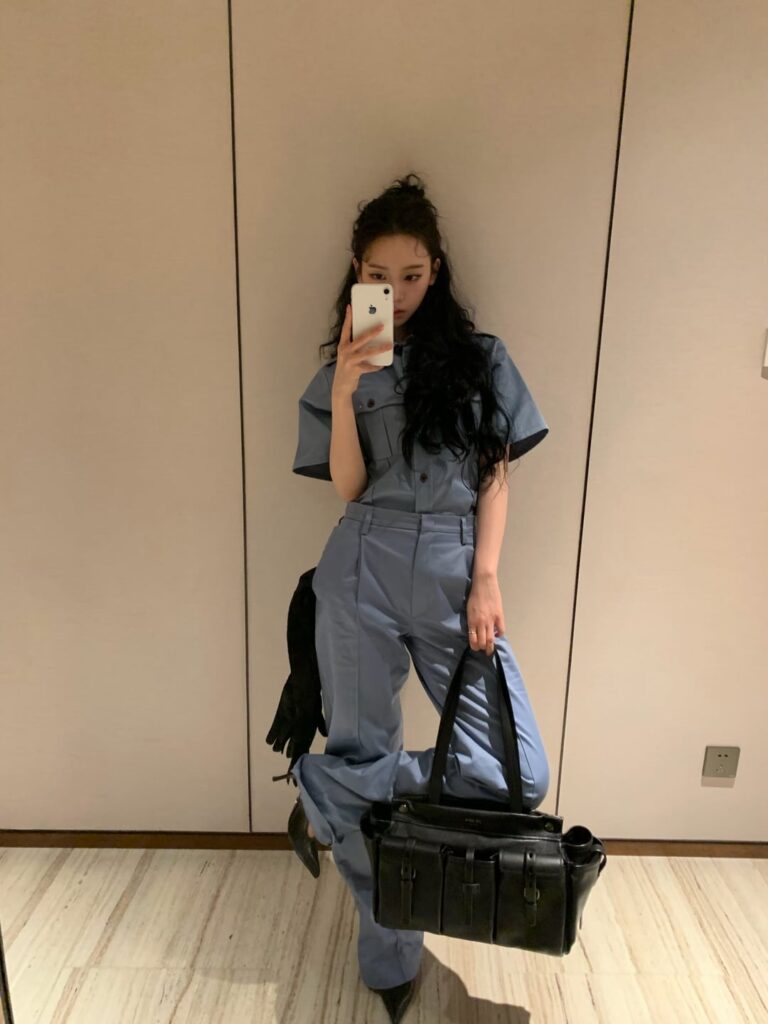 260322 تحديث كارينا على الانستقرام