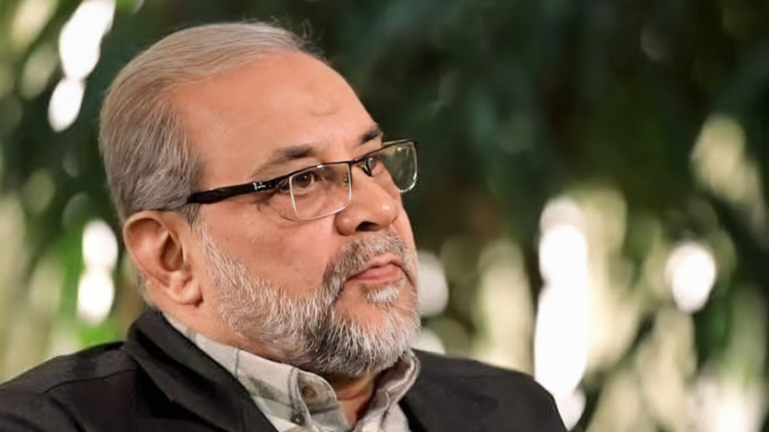 من لاريجاني إلى ذو القدر.. كيف تعيد طهران تشكيل غرفة القرار الأمني؟ | أخبار