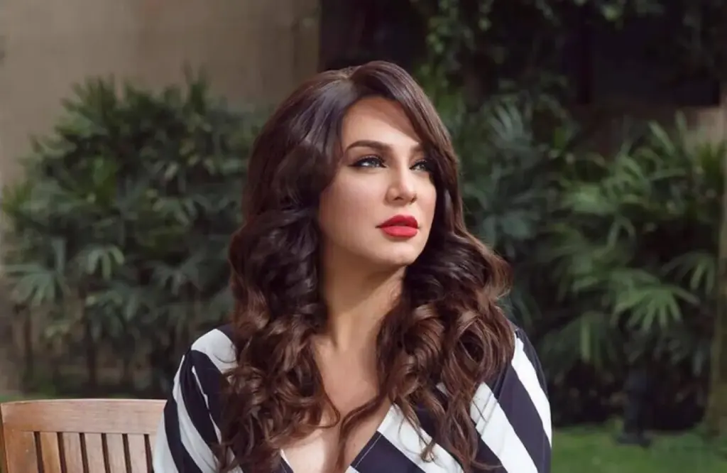 سلاف فواخرجي تنتقد تكرار الشائعات المنسوبة إليها  كفى فوضى وتلفيقا