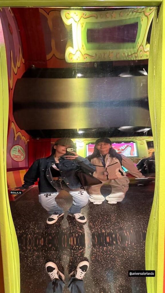 260329 تحديث قصة جونغيون على الانستقرام - ميرور / مع مينا