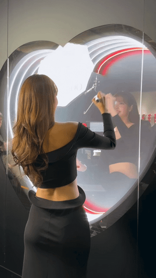 260307 تحديث قصة ليزا على IG