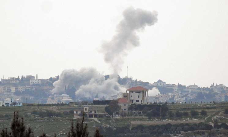 شهيدان بينهم مسعف في غارة إسرائيلية على سيارة إسعاف في لبنان