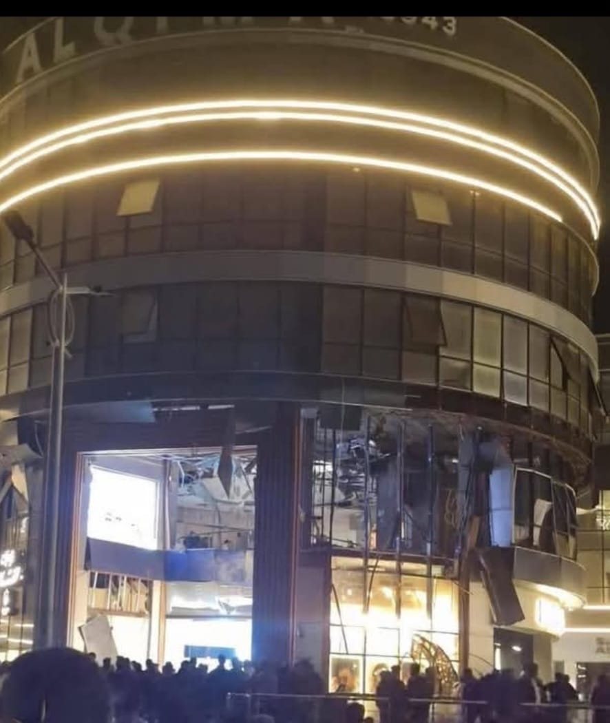 صور متداولة لآثار حريق موريا مول دمياط الجديدة