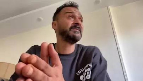 إبراهيم سعيد من الشهرة والملايين إلي السجن والنفقة وبيع العفش إبراهيم سعيد من الشهرة والملايين إلي السجن والنفقة وبيع العفش