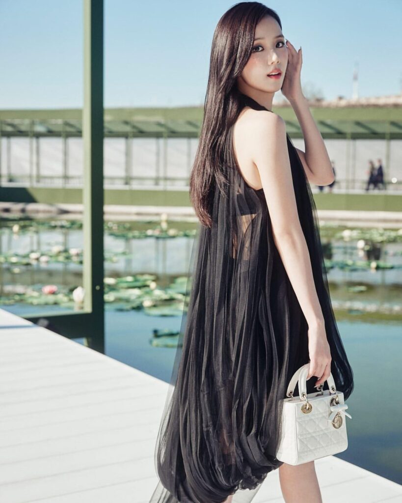 260305 تحديث جيسو على الانستقرام