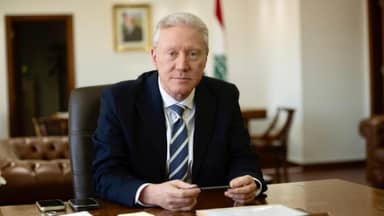 هل يُلغى قرار رجّي؟ هذا ما أكّدته مصادر “قوّاتيّة” لموقع mtv هل يُلغى قرار رجّي؟ هذا ما أكّدته مصادر "قوّاتيّة" لموقع mtv