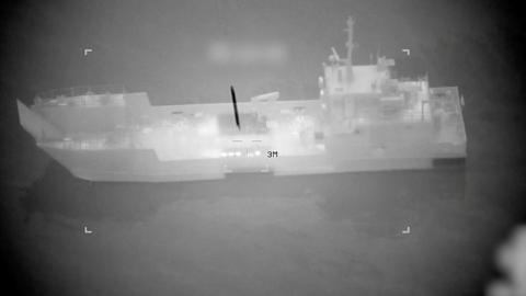 الحرب الأمريكية الإسرائيلية مع إيران: ترامب يهدد بـ"ردٍّ عنيف" على إغلاق مضيق هرمز، وإيران تطلق موجة جديدة من الصواريخ