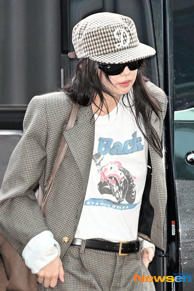 260322 جيني @ مطار إنتشون الدولي (المغادرة إلى هونغ كونغ) [newsen]