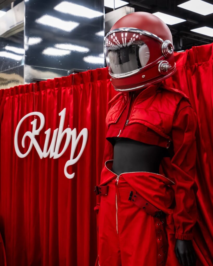 260305 جيني - الذكرى السنوية الأولى لـ 'Ruby' مفتوحة 'A YEAR IN RUBY'!