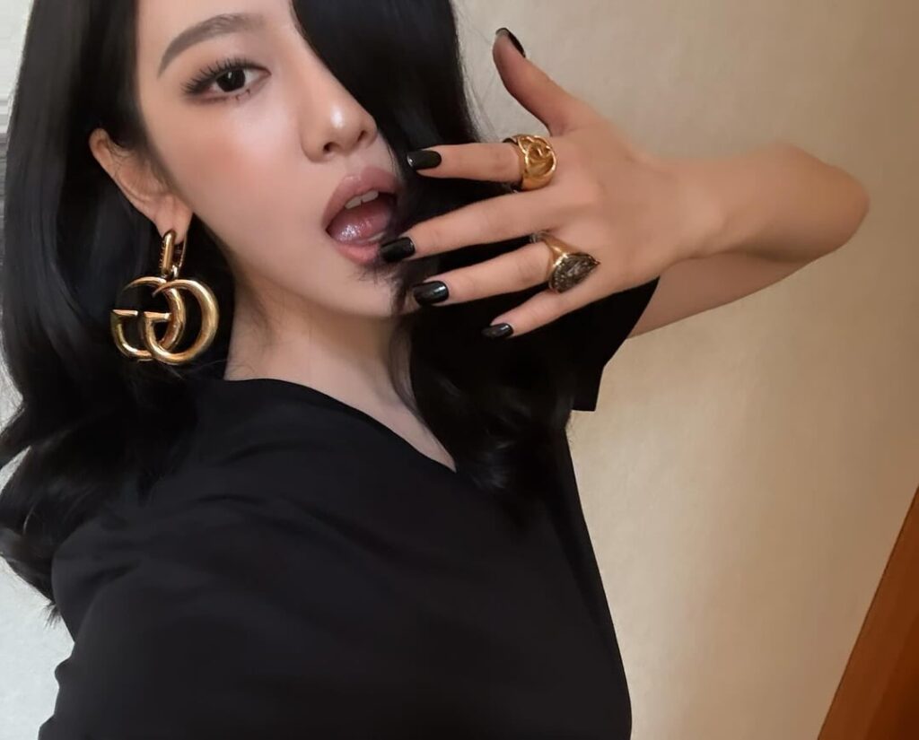 260302 تحديث الانستقرام شاين 2