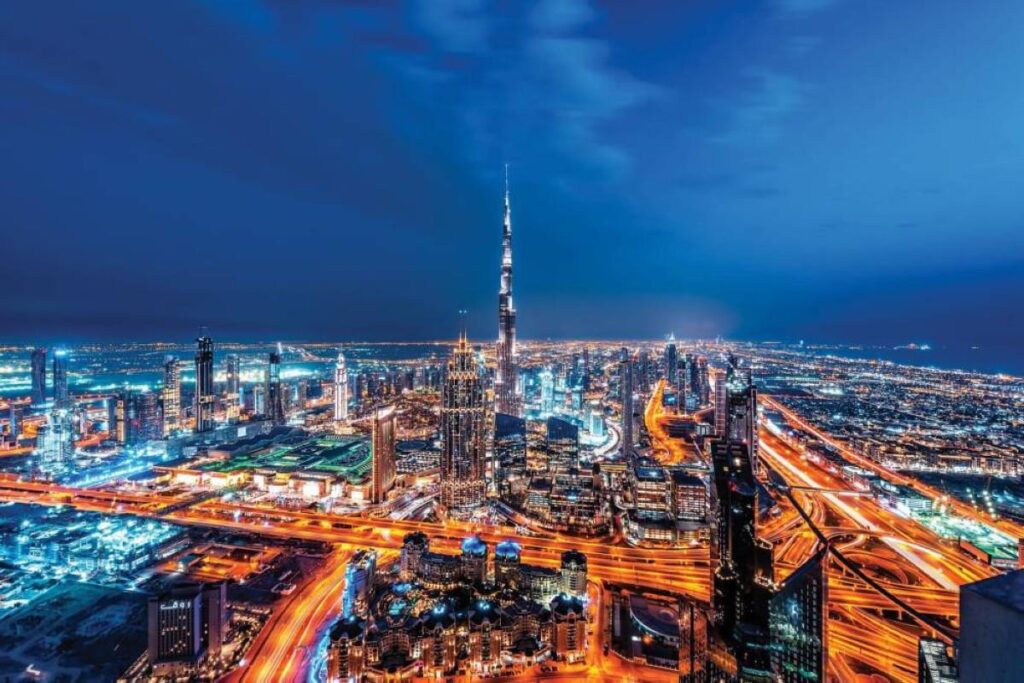 دبي منارة الفرص رغم التوترات في المنطقة "وول ستريت جورنال": دبي منارة الفرص رغم التوترات في المنطقة