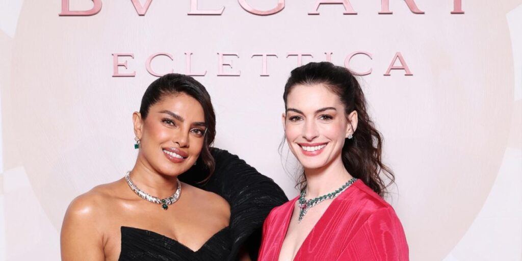 بولغاري تكشف عن مجموعة “Eclettica” بحضور نجمات بأناقة لافتة بولغاري تكشف عن مجموعة “Eclettica” بحضور نجمات بأناقة لافتة