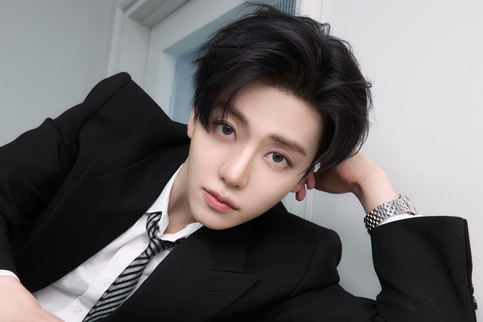 Shinsegae يؤكد أن أحد الموظفين سرق شهادات هدايا اشتراها Jaemin عضو NCT لمعجبيه