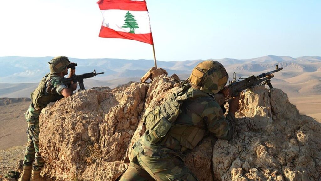 الجيش اللبناني يعلن مقتل جندي بقصف إسرائيلي على حاجز جنوب البلاد