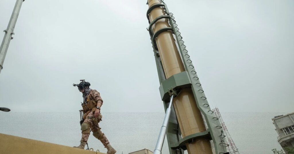 الحرس الثوري: نحن من سيحدد نهاية الحرب ونترقب قدوم البحرية الأمريكية لهرمز | أخبار