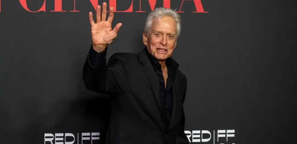 مايكل دوغلاس يجسد رونالد ريغان في مسلسل جديد مايكل دوغلاس يجسد رونالد ريغان في مسلسل جديد