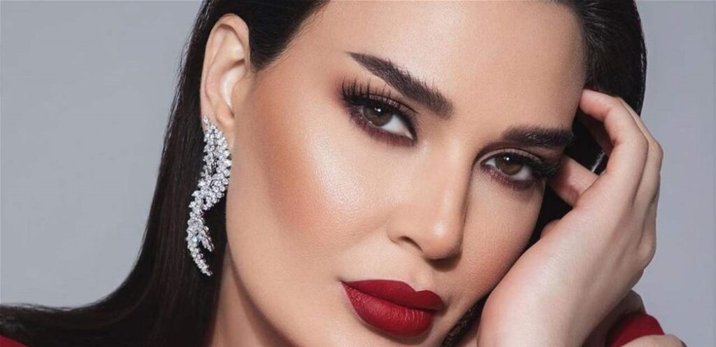 سيرين عبد النور تشارك لحظة هادئة مع ابنتها على شاطئ البحر سيرين عبد النور تشارك لحظة هادئة مع ابنتها على شاطئ البحر