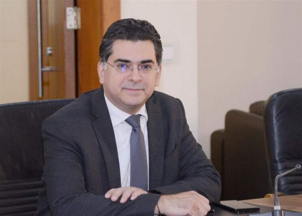 مرقص يتصل بصحافيين تعرّضوا للاعتداء ويشدد على حمايتهم مرقص يتصل بصحافيين تعرّضوا للاعتداء ويشدد على حمايتهم