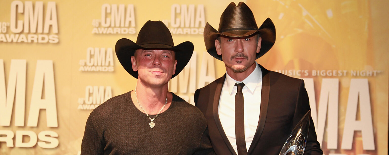 “أنا أحبك يا أخي”: يقوم كيني تشيسني برحلة عبر ممر الذاكرة مع تكريم تيم ماكجرو