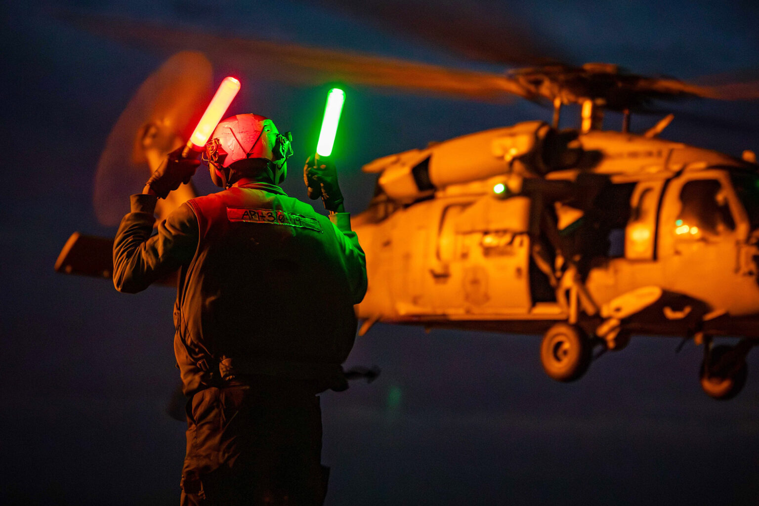 رغم المساعي الدبلوماسية.. ترمب لا يستبعد إنزال قوات في إيران | أخبار