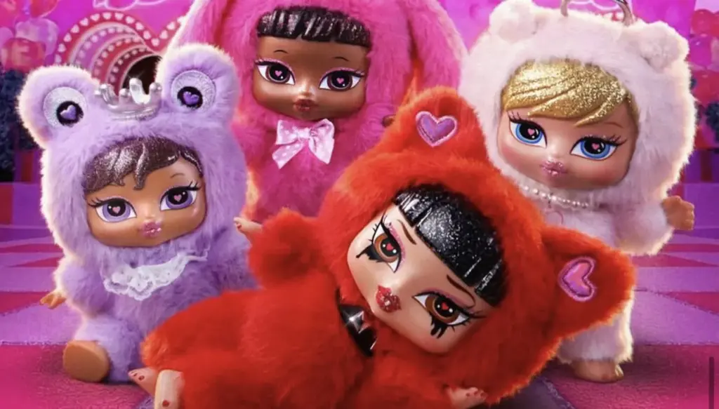 دمية براتز تعود إلى الواجهة لتنافس ترند لابوبو بشراسة في الأكسسوارات