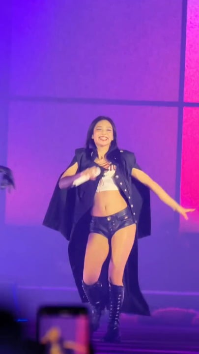 260325 جيني كومبليكسكون