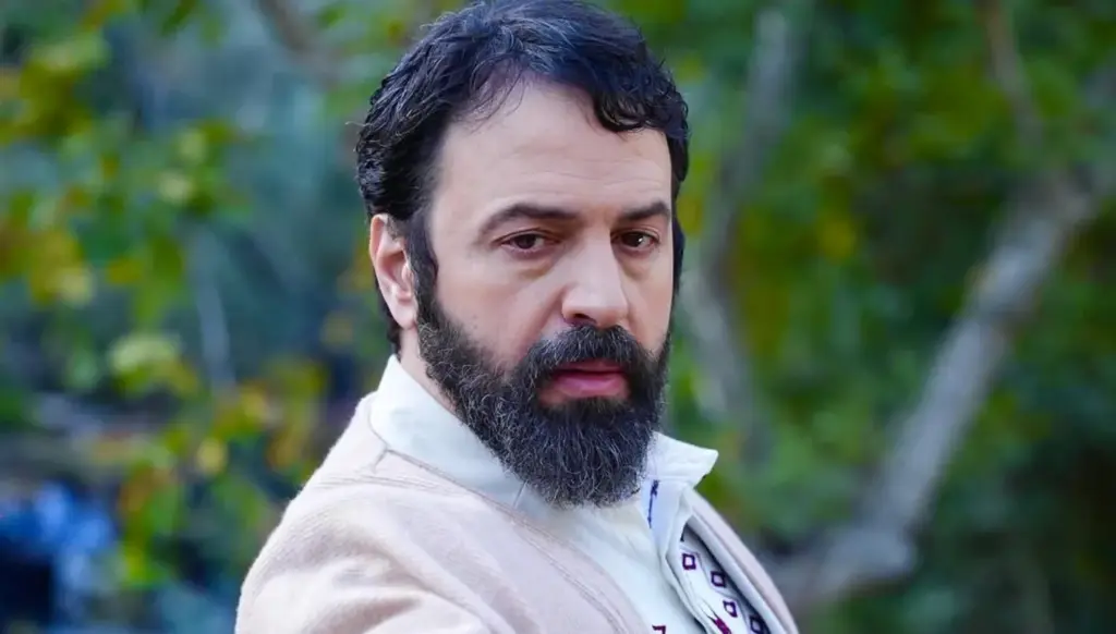 أداء تيم حسن في ‘مولانا’ يفتح نقاشاً علمياً: كيف تؤثر الصدمات على النطق؟ أداء تيم حسن في 'مولانا' يفتح نقاشاً علمياً: كيف تؤثر الصدمات على النطق؟