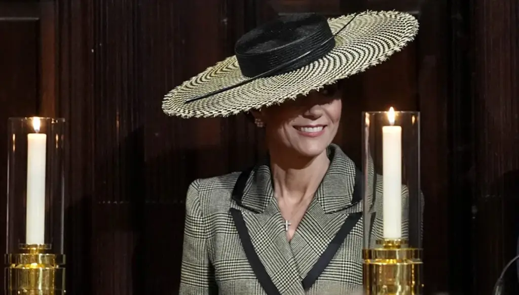 كيت ميدلتون تخطف الأنظار في تنصيب رئيسة أساقفة كانتربري... أناقة تحاكي التاريخ