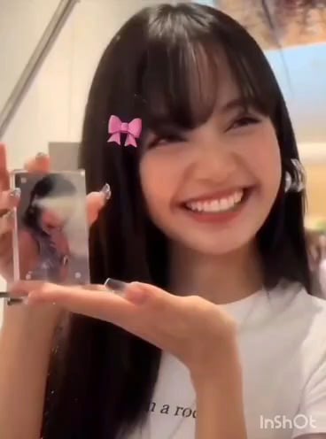 عيد ميلاد سعيد ليزا