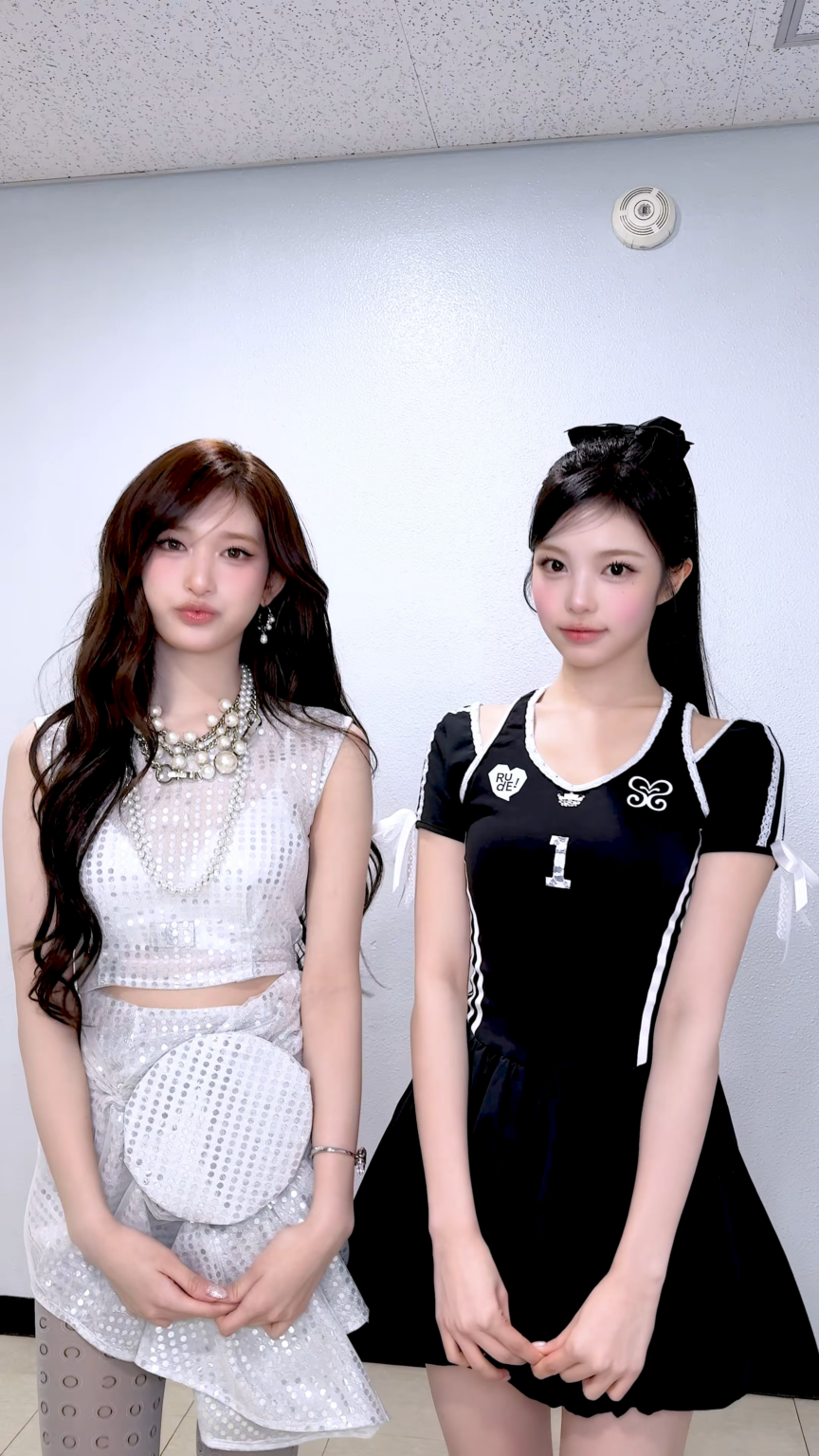 260303 تحديث TikTok الرسمي لـ IVE مع Leeseo - إذا كنت تريد ذلك، فسيحدث مع Hearts2Hearts Ian 🖤 (تحدي BLACKHOLE)