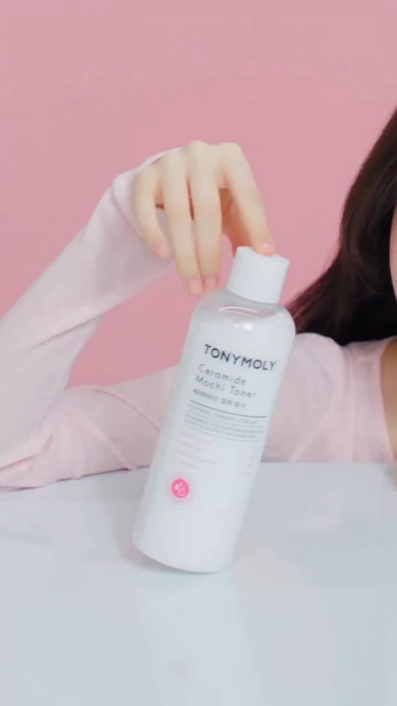260330 تحديث TONYMOLY الرسمي على الانستقرام مع ليز