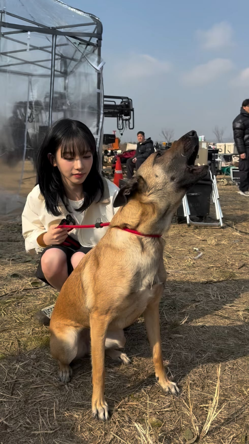 260313 تحديث الانستقرام nois.e_teri مع كارينا