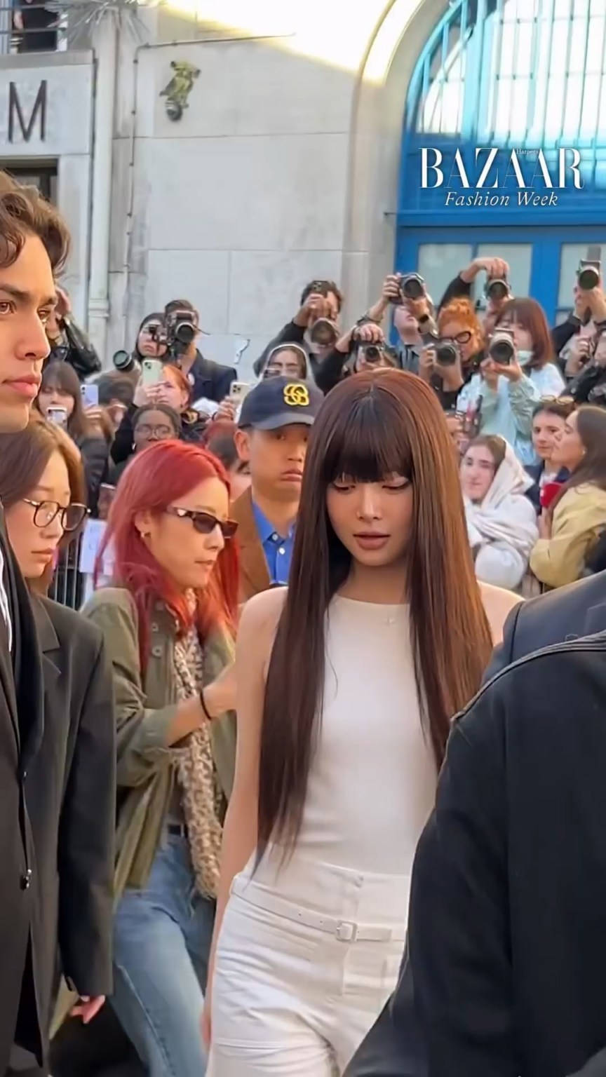 260304 - تحديث انستغرام هاربر بازار اليابان مع هونغ اينشاي