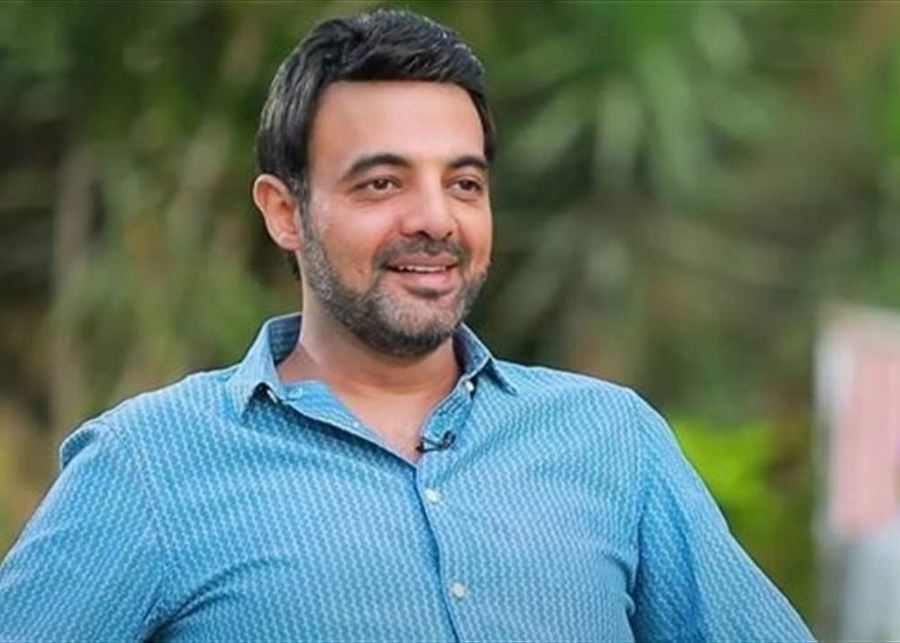 عمرو محمود ياسين يخرج عن صمته.. يكشف حقيقة ارتباطه بفنانة شهيرة عمرو محمود ياسين يخرج عن صمته.. يكشف حقيقة ارتباطه بفنانة شهيرة