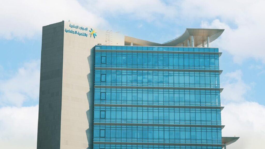 اليامي بعد نجاح العملية الجراحية: الحمد لله على كل شيء