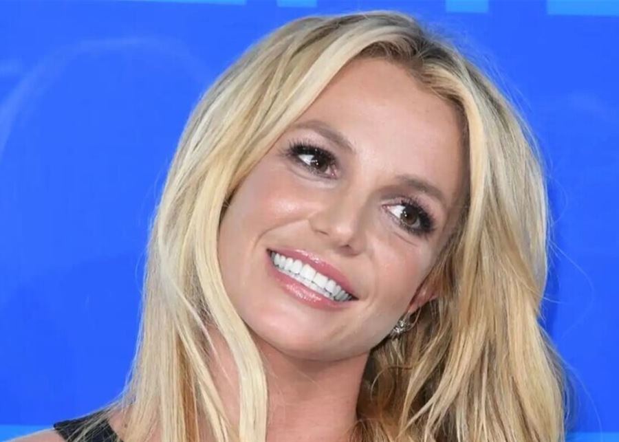 برسالة طمأنة للجمهور.. كيف بدت بريتني سبيرز في شوارع لوس أنجلوس؟