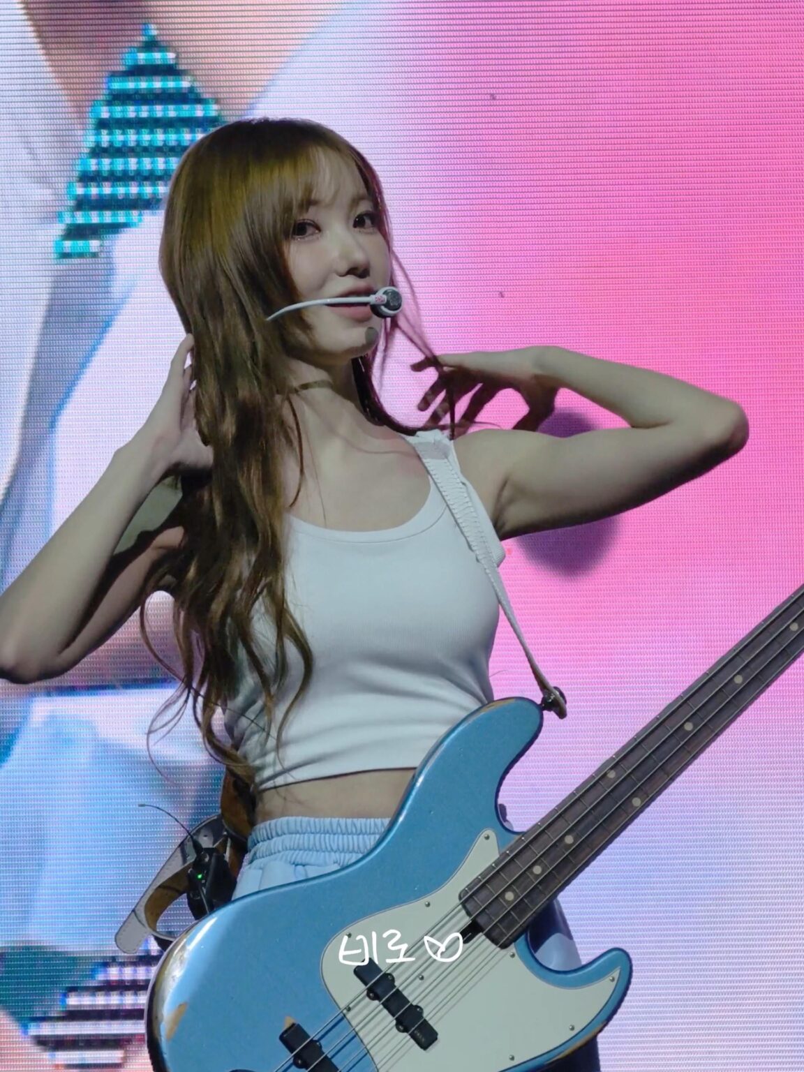 أرجواني (QWER) أرجواني (QWER)