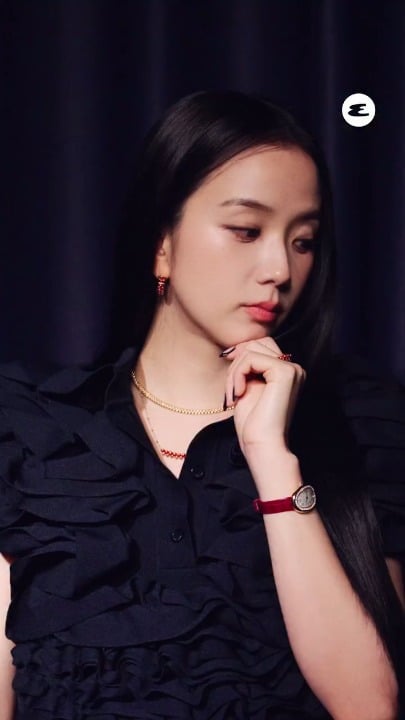 260303 لحظة وقوعك في حب جيسو، 4 مشاهد اختارتها Esquire من 3,015,991 | المحترم كوريا