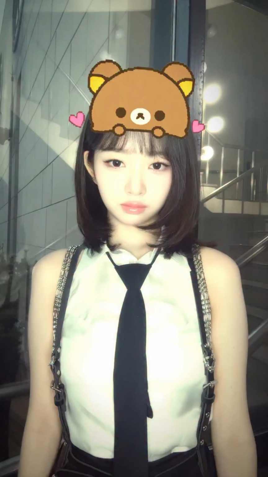 260306 تحديث TikTok الرسمي لـ IVE مع Rei - مشغول، مشغول جدًا، مجتمع غينيا