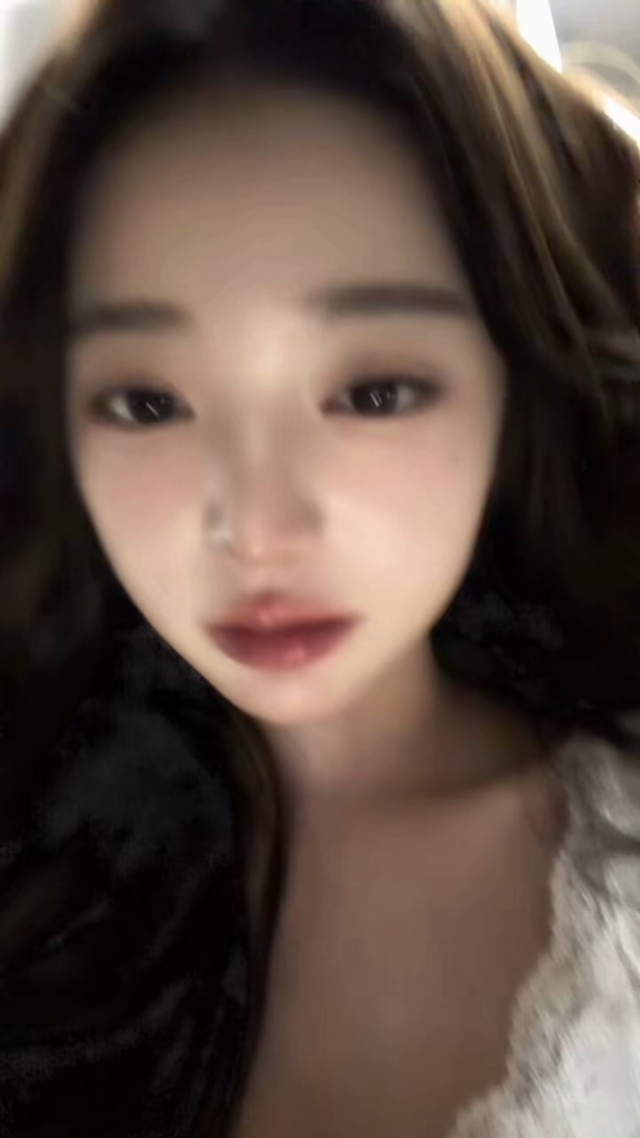 260316 تحديث TikTok الرسمي لـ IVE مع Wonyung - ˚˖𓍢✨໋🍒✧˚.⋆